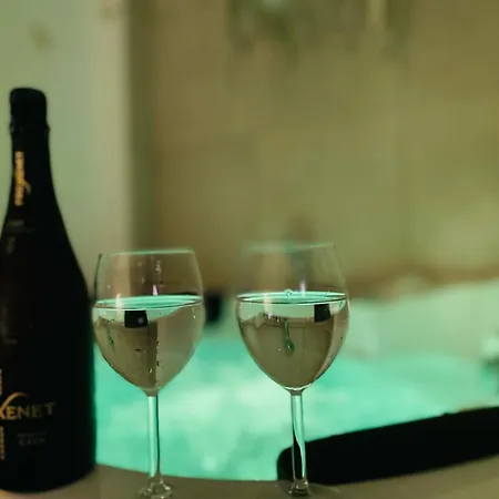 Διαμέρισμα Emeraude - Romance Avec Prive - 402 *